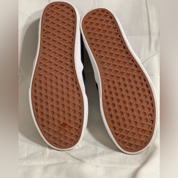 Women’s size 8.5 Asher Galaxy Vans slide ons. - Picture 7 of 8